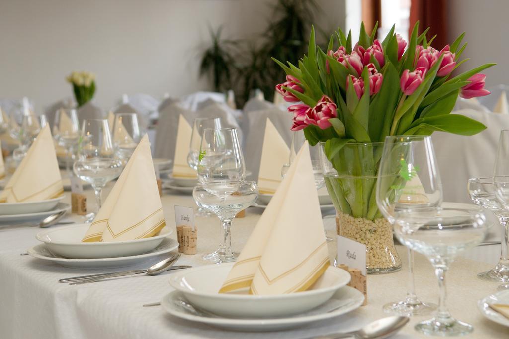 Penzion a restaurace U Hroznu Velké Bílovice Esterno foto
